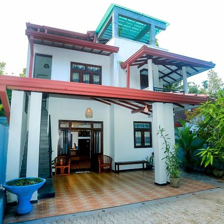 Jeju Villa Unawatuna Esterno foto